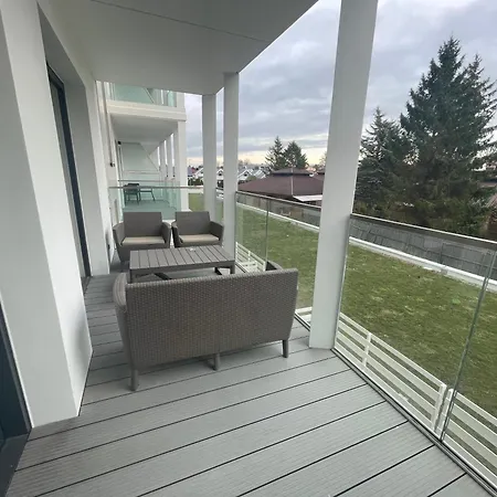 Topaz 113 Przy Plazy- Perlowa Przystan- *