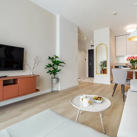 Topaz 113 Przy Plazy- Perlowa Przystan- *